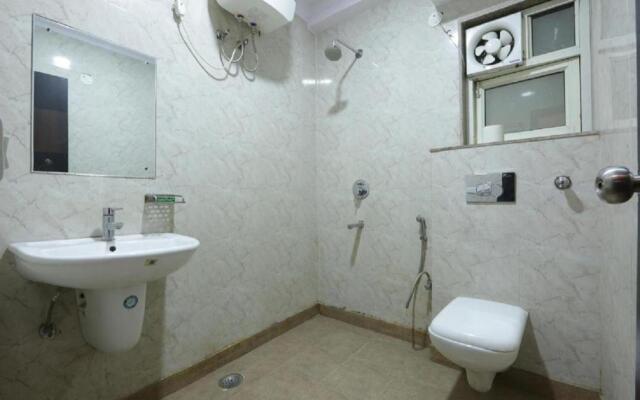 Revels Plum Hotel At New Delhi Railway Station