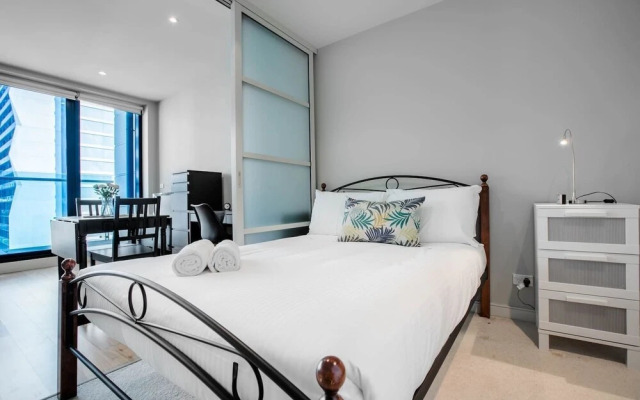 Cozy 1 Bedroom In Melbourne Great View