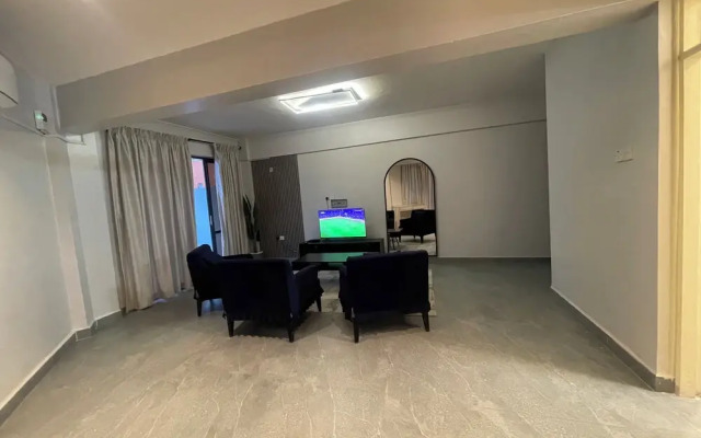 Iman Hotel