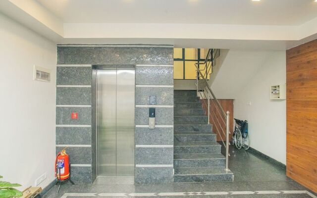 Capital O 25030 D'brooks