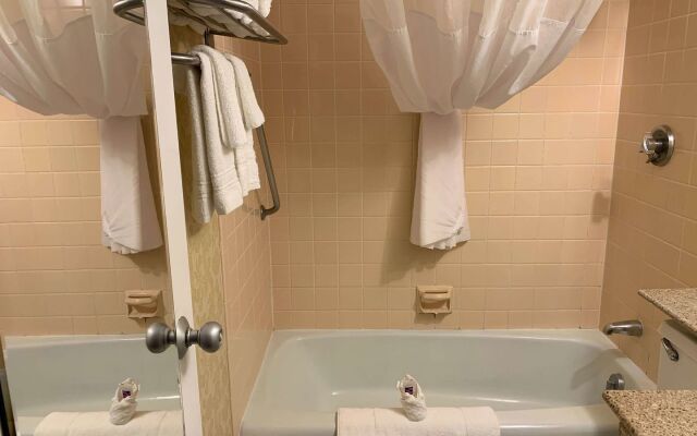 Studio 6 Lincoln, NE - Airport