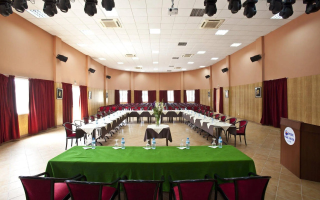 Best Western Odyess Park Hotel