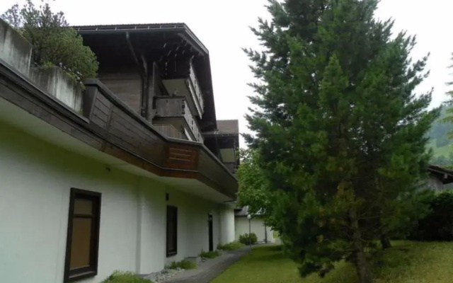 Kronenplatz 4 - INH 28223