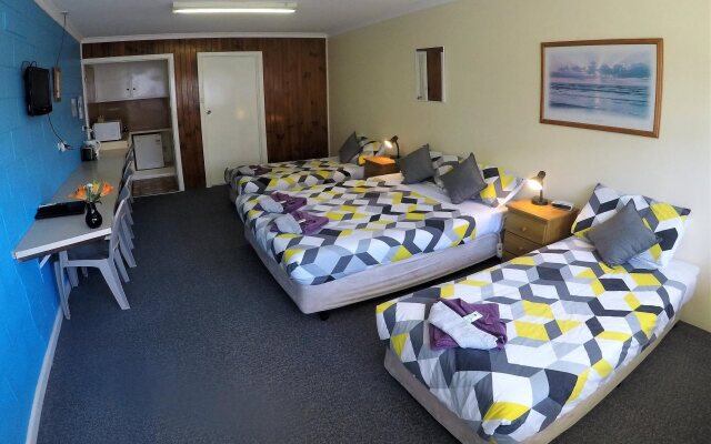 Turn-In Motel