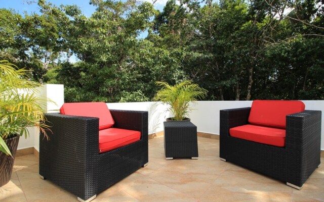 Marvelouse House Plunge Pool Rooftop Terrace Jacuzzi in Bahia Principe