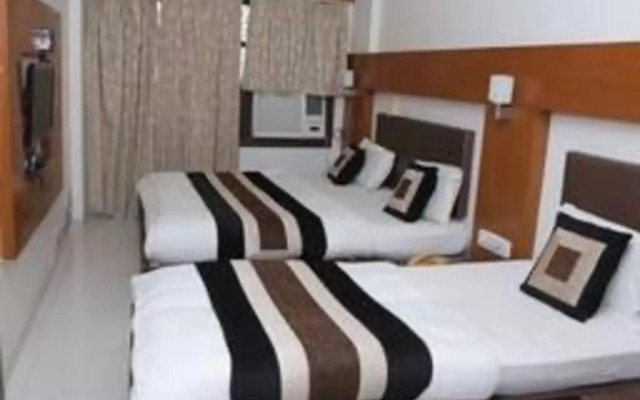 OYO 3737 Hotel City Palace