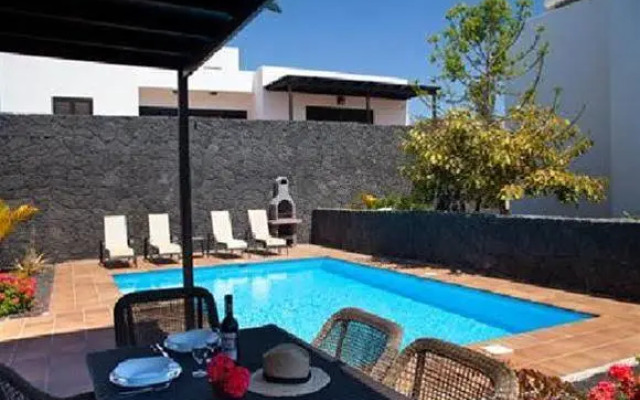 Villas Yaiza Village