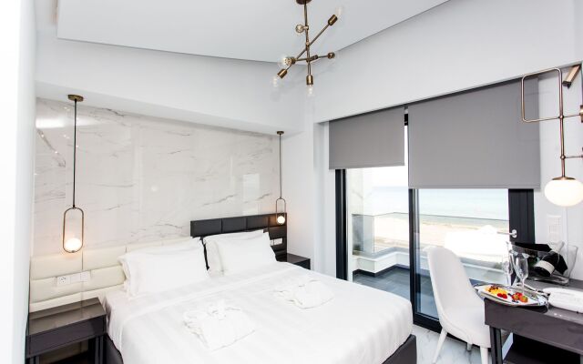 Crystal villas & suites