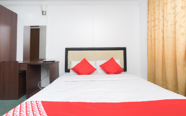 OYO 757 MFU Firdaus Hotel