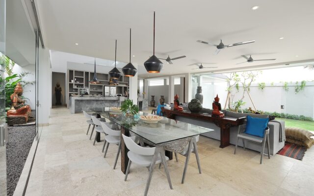 Posh Canggu Villa Ashley