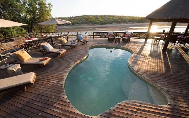 Sefapane Lodges and Safaris