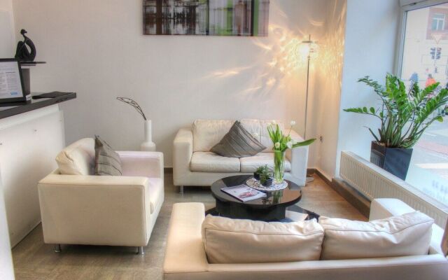 Plenus Hotel