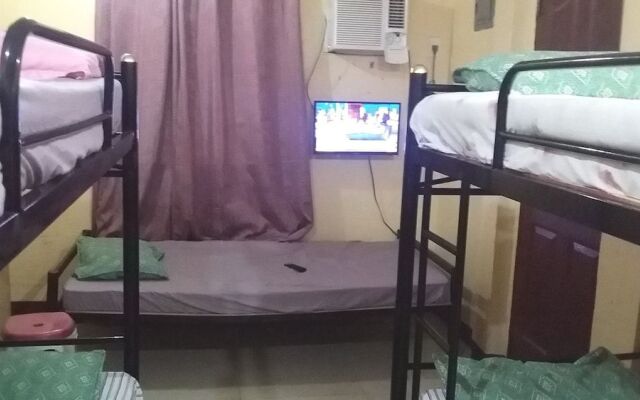 Garces Budget Apartelle