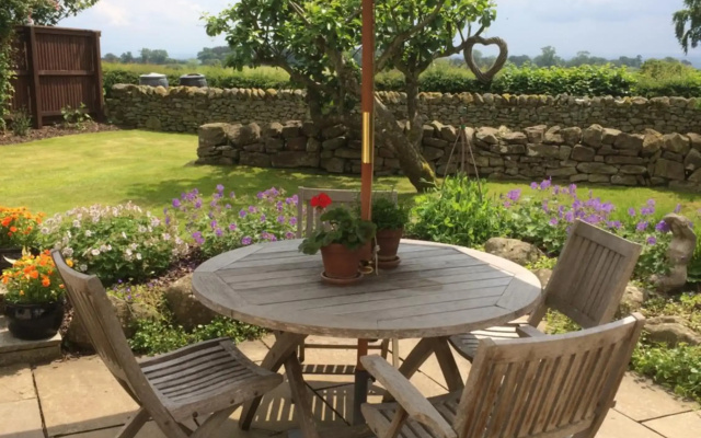 Broomfields Country House
