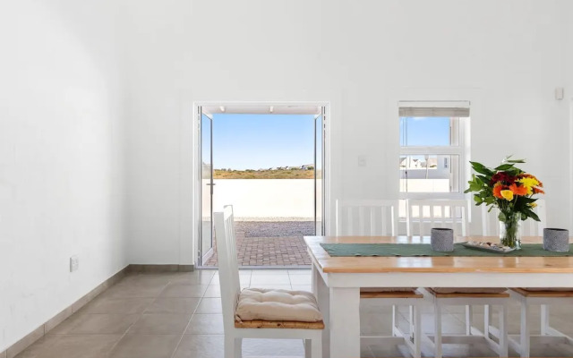 Lampiesbaai Beach House