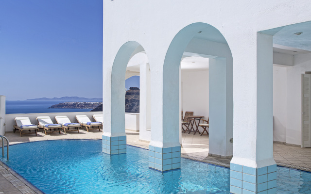 Atlantis Hotel