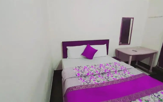 Luxmi Hotel