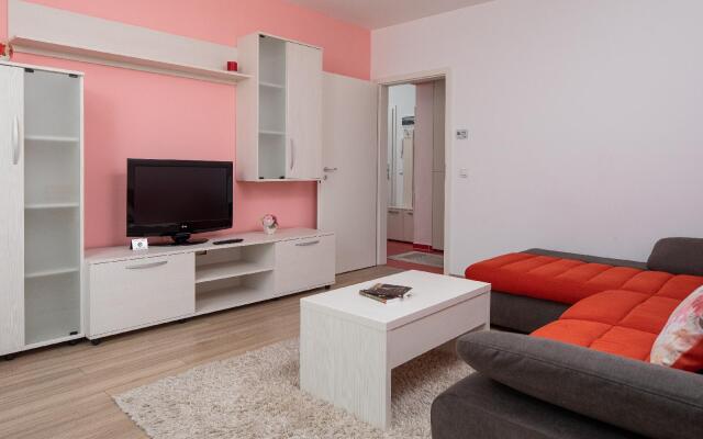 Brasov Holiday Aparments - Coral