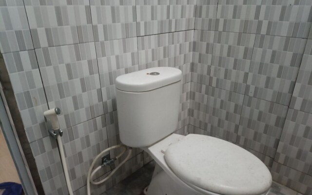 Hotel O Penginapan Annisya Near SMA Negeri 2 Mataram