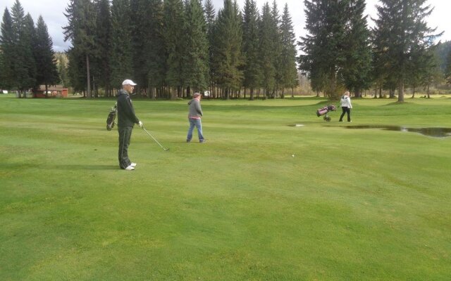 Wells Gray Golf resort and RV park