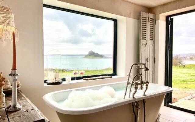 Pearl Beach House