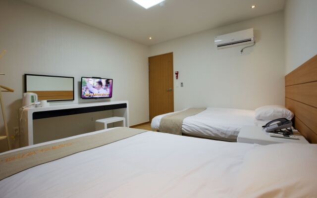 Ewha Hotel