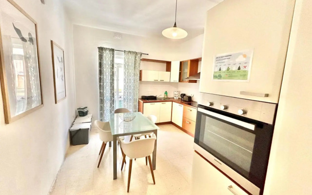 St Julians - Balluta Bay large 3 bedroom apartment