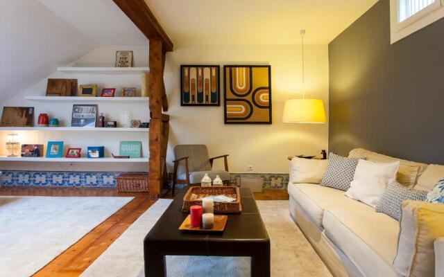 bairro alto-chiado 2 bdr beautifull view