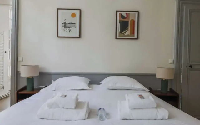 Apartment in Notre-dame Cathedral