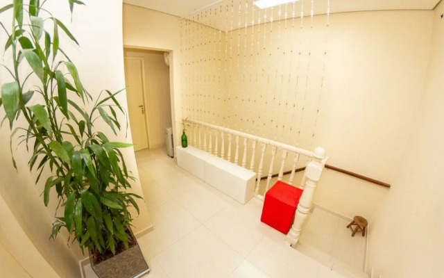 OBA 16 - QUARTO PRIVATIVO no BAIRRO DA LIBERDADE