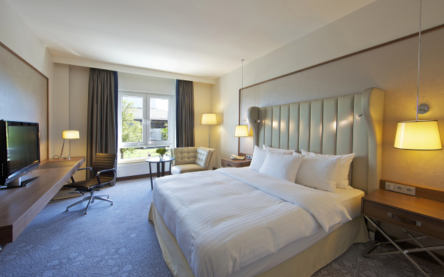 Dorint Hotel Bonn - Image 4
