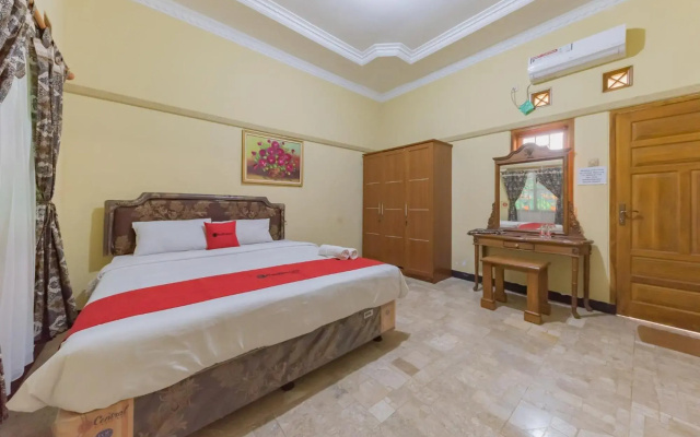 Bumi Eyang Enin Homestay Syariah