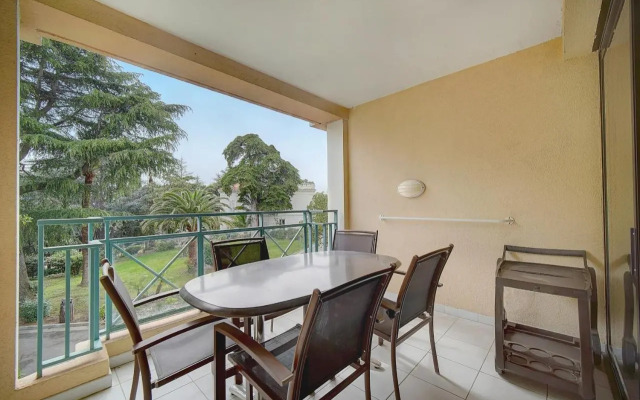 IMMOGROOM - 3 Rooms - Renovated - Pool - Air conditioning - Parking - Wifi