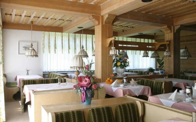 Hotel Hubertushof und Gasthof Genosko
