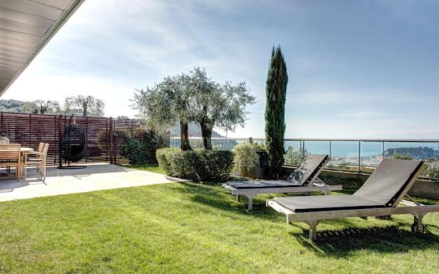 Squarebreak - Stunning view over Nice