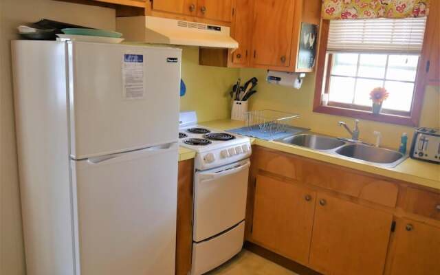 Queen Bee - 2 Br Home