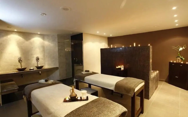 Regency Tunis Hotel