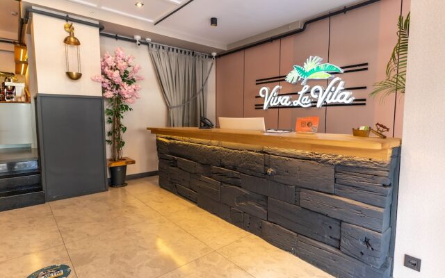 Viva La Vita Hotel Bornova