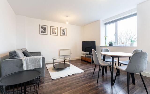 Beautiful Apartment Worcester - Amazing Location Parking