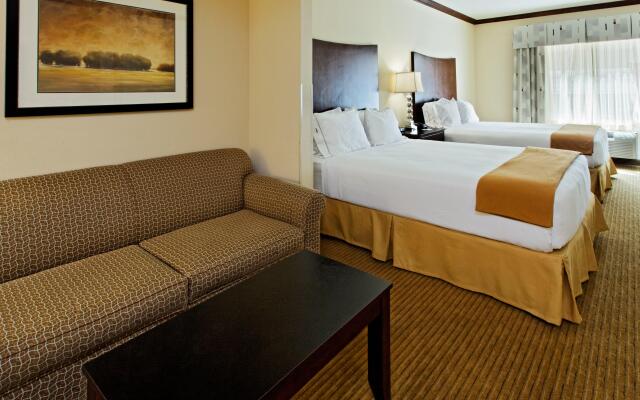 Holiday Inn Express Hotel & Suites Cleburne, an IHG Hotel