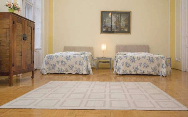 AltraCasa Apartments