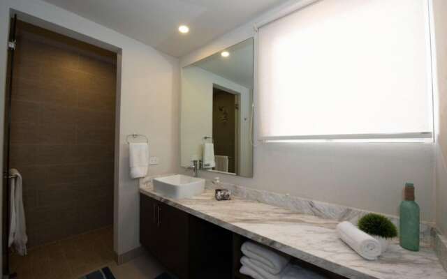 Los Azulejos 5D 3 BR by Casago