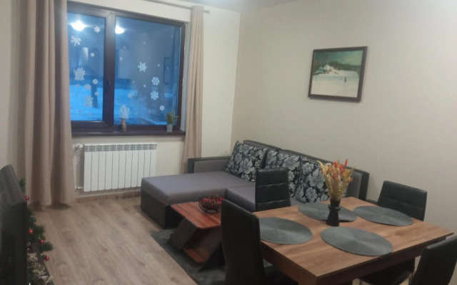 Apartment E23 Borovets Gardens