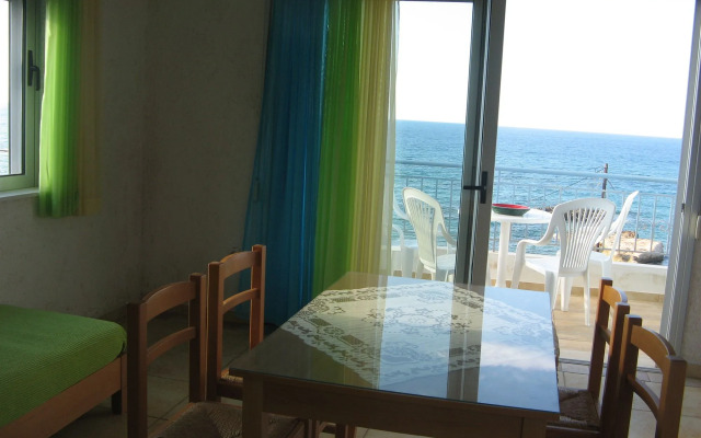 Romantica Beach Villas