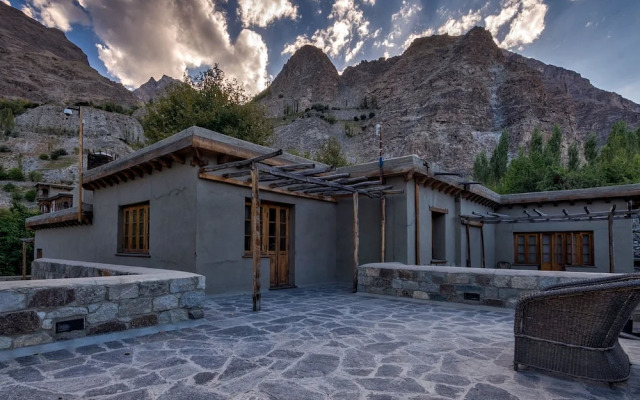 Serena Khaplu Palace