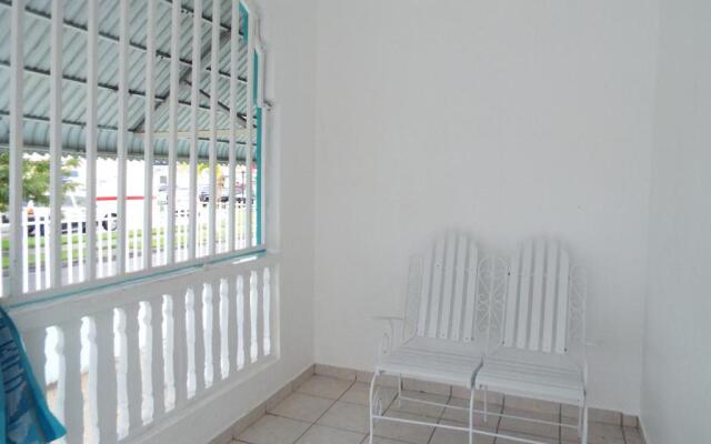 Calle Hollanda 1 Bedroom Home