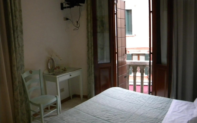 Adua Hotel