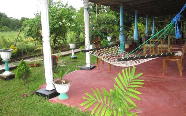 Village Garden Inn