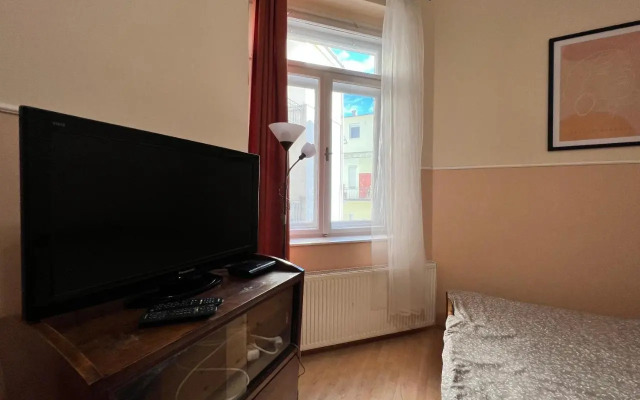 Old Town Apartment