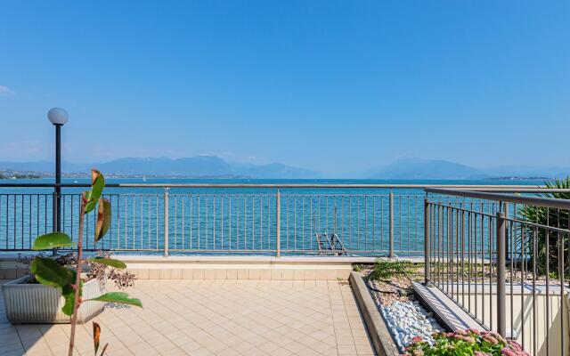 Residenza Miralago With Pool - Ground Floor One-bedroom